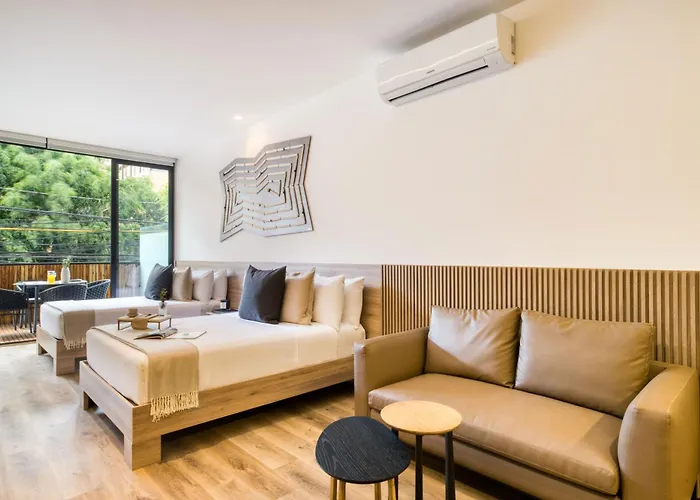 Studio Fenomenal Con Balcon Priv And Rooftop Whit Jacuzzi 4*